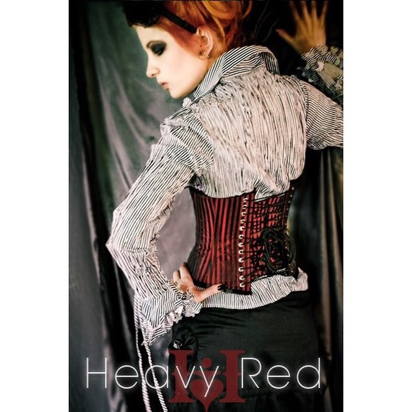 Heavy Red Hearts Striped Top - Picture 3 of 6